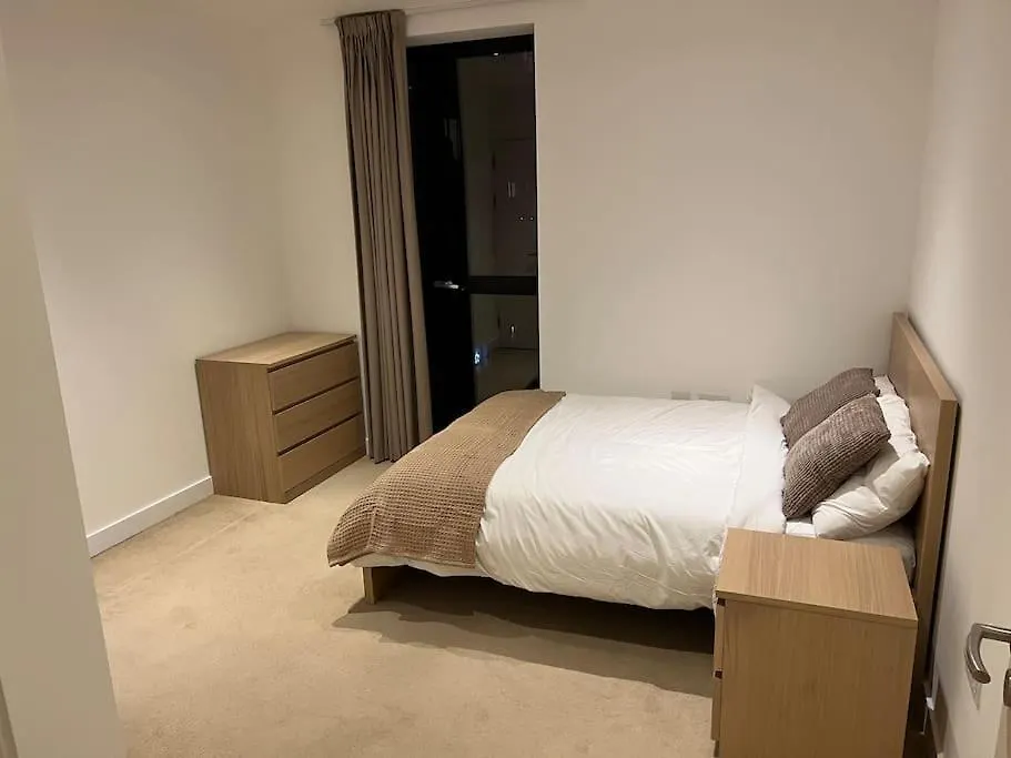 Modern 2 Bed - Olympic Park Stratford Apartment London United Kingdom